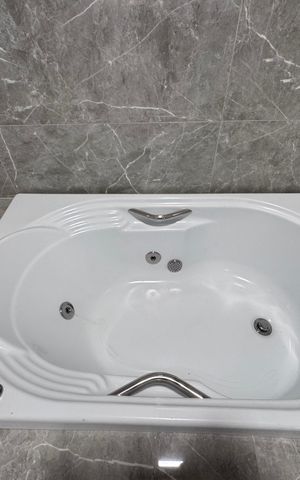 Apartamento à venda com 240m², 3 quartos e 2 vagas Apartamento à venda com 240m², 3 quartos e 2 vagasSuíte 3 - Banheiro