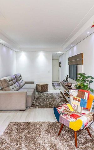 Apartamento à venda com 106m², 2 quartos e 1 vaga Apartamento à venda com 106m², 2 quartos e 1 vagaSala