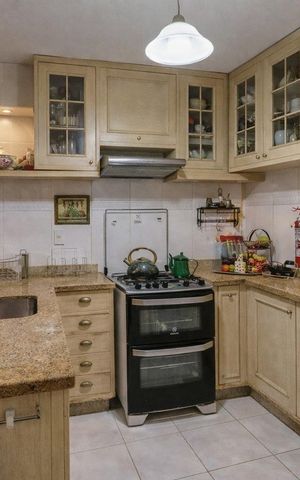Casa de condomínio à venda com 175m², 3 quartos e 1 vaga Casa de condomínio à venda com 175m², 3 quartos e 1 vagaCozinha