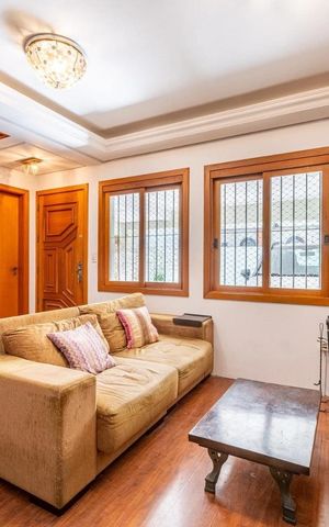 Casa de condomínio à venda com 175m², 3 quartos e 1 vaga Casa de condomínio à venda com 175m², 3 quartos e 1 vagaSala
