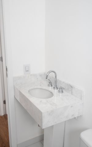 Apartamento à venda com 55m², 2 quartos e 2 vagasBanheiro
