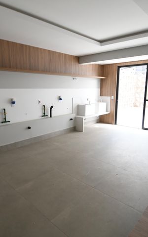 Apartamento à venda com 55m², 2 quartos e 2 vagasLavanderia