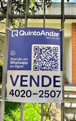Casa à venda com 371m², 3 quartos e 3 vagas Casa à venda com 371m², 3 quartos e 3 vagasPlaca QuintoAndar