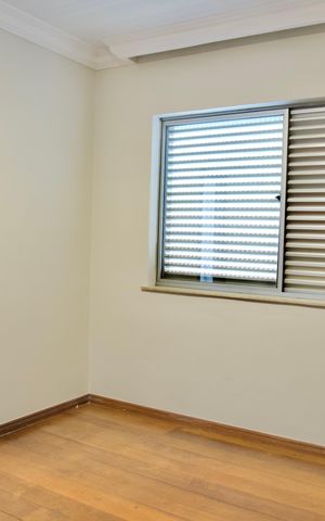 Casa à venda com 371m², 3 quartos e 3 vagas Casa à venda com 371m², 3 quartos e 3 vagasSuíte