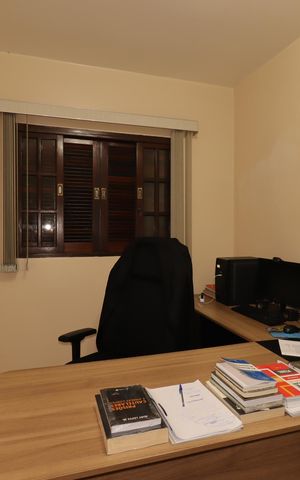 Casa para alugar com 360m², 2 quartos e 3 vagasCasa dos Fundos - Quarto 2
