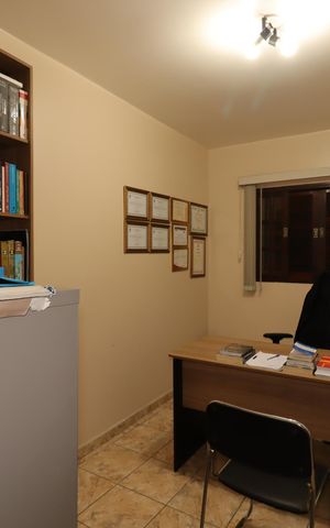 Casa para alugar com 360m², 2 quartos e 3 vagasCasa dos Fundos - Quarto 2