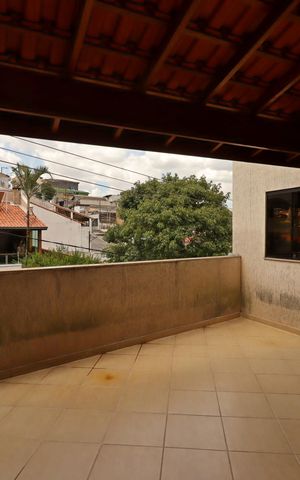 Casa para alugar com 360m², 2 quartos e 3 vagasQuintal