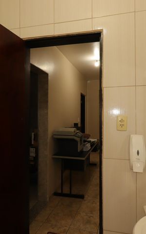 Casa para alugar com 360m², 2 quartos e 3 vagasCasa dos Fundos - Banheiro