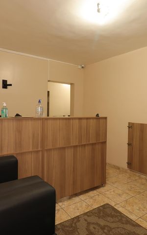 Casa para alugar com 360m², 2 quartos e 3 vagasCasa dos Fundos - Sala