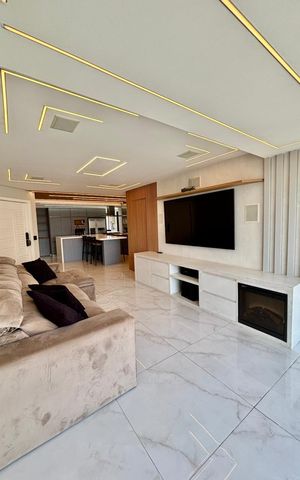 Apartamento à venda com 253m², 4 quartos e 3 vagas Apartamento à venda com 253m², 4 quartos e 3 vagasSala