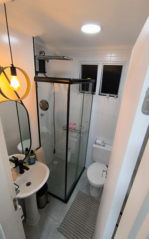 Apartamento à venda com 51m², 2 quartos e 1 vaga Apartamento à venda com 51m², 2 quartos e 1 vagaBanheiro