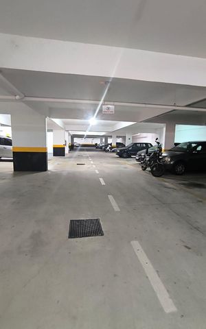 Apartamento à venda com 51m², 2 quartos e 1 vaga Apartamento à venda com 51m², 2 quartos e 1 vagaÁrea externa