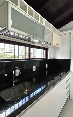 Apartamento para alugar com 102m², 1 quarto e sem vaga Apartamento para alugar com 102m², 1 quarto e sem vagaCozinha