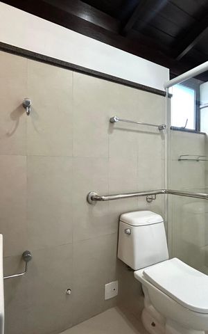 Apartamento para alugar com 102m², 1 quarto e sem vaga Apartamento para alugar com 102m², 1 quarto e sem vagaBanheiro