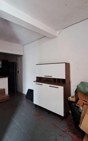 Casa à venda com 100m², 3 quartos e 1 vaga Casa à venda com 100m², 3 quartos e 1 vagaSala - Casa 1