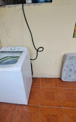 Casa à venda com 100m², 3 quartos e 1 vaga Casa à venda com 100m², 3 quartos e 1 vagaÁrea de Serviço - Casa 3