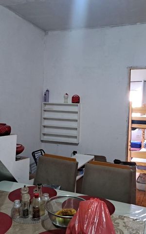 Casa à venda com 100m², 3 quartos e 1 vaga Casa à venda com 100m², 3 quartos e 1 vagaSala - Casa 2