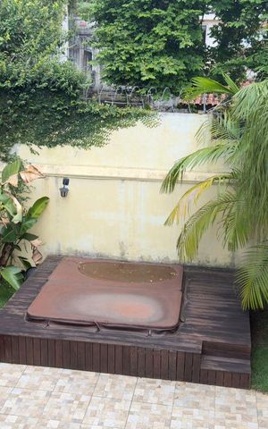 Casa à venda com 380m², 3 quartos e 4 vagas
