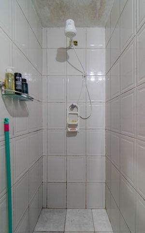 Casa à venda com 253m², 4 quartos e sem vaga Casa à venda com 253m², 4 quartos e sem vagaBanheiro 2