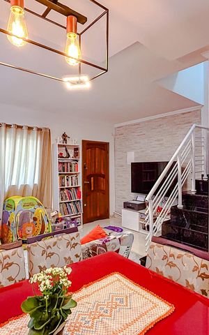 Casa de condomínio à venda com 141m², 3 quartos e 2 vagasSala de Jantar