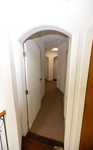 Casa de condomínio para alugar com 330m², 4 quartos e 4 vagas Casa de condomínio para alugar com 330m², 4 quartos e 4 vagasHall dos quartos