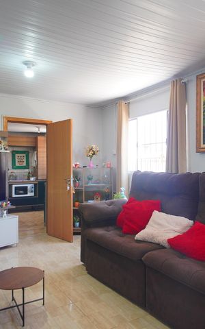 Casa à venda com 100m², 2 quartos e sem vagaSala
