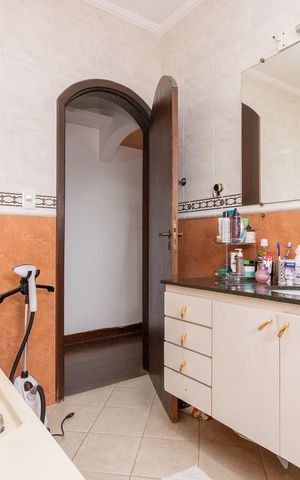 Casa à venda com 315m², 4 quartos e 4 vagasBanheiro da Suíte 3