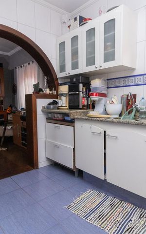 Casa à venda com 315m², 4 quartos e 4 vagasCozinha