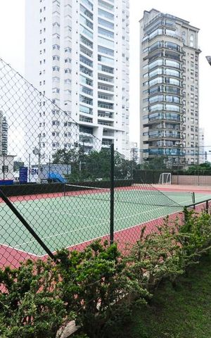 Apartamento para alugar com 160m², 3 quartos e 4 vagasQuadra