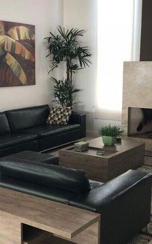 Casa de condomínio à venda com 340m², 3 quartos e 3 vagas
