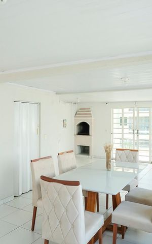 Casa para alugar com 200m², 2 quartos e 1 vagaVaranda