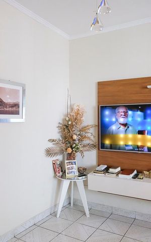 Casa para alugar com 200m², 2 quartos e 1 vagaSala