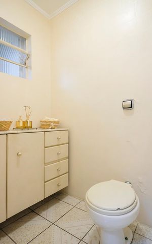 Casa para alugar com 200m², 2 quartos e 1 vagaLavabo
