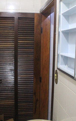 Casa à venda com 299m², 3 quartos e 4 vagasBanheiro 1