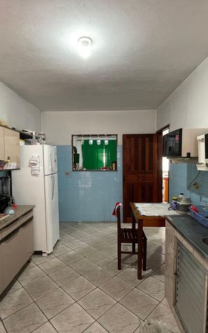 Casa à venda com 186m², 4 quartos e 3 vagasCozinha da casa 3