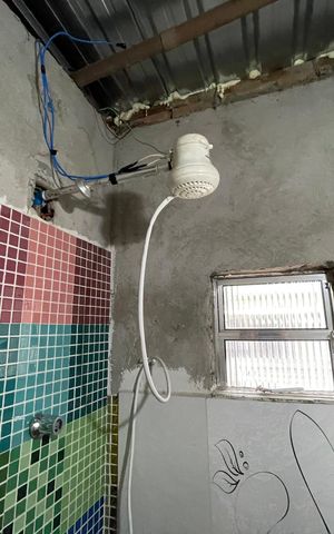 Casa à venda com 186m², 4 quartos e 3 vagasBanheiro 1 da casa 1