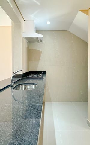 Casa para alugar com 102m², 2 quartos e 2 vagasCozinha
