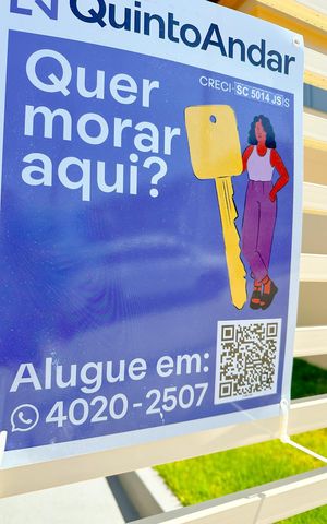 Casa para alugar com 102m², 2 quartos e 2 vagasPlaquinha