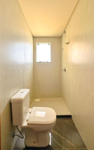 Casa para alugar com 102m², 2 quartos e 2 vagasBanheiro da Suíte 2