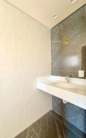 Casa para alugar com 102m², 2 quartos e 2 vagasBanheiro da Suíte 2