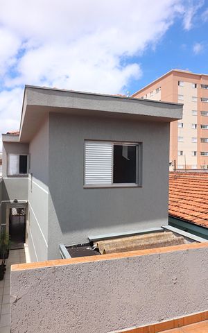 Casa à venda com 250m², 3 quartos e 2 vagasVaranda 