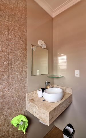 Casa à venda com 250m², 3 quartos e 2 vagasBanheiro Social 2