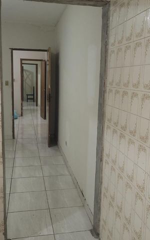 Casa para alugar com 100m², 2 quartos e 1 vaga Casa para alugar com 100m², 2 quartos e 1 vagaCorredor