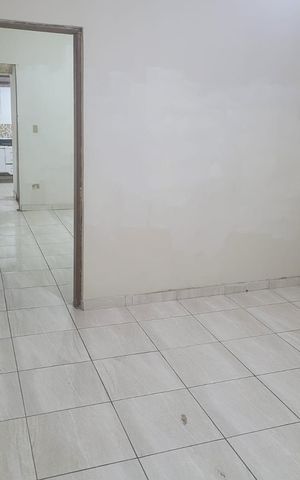 Casa para alugar com 100m², 2 quartos e 1 vaga Casa para alugar com 100m², 2 quartos e 1 vagaQuarto