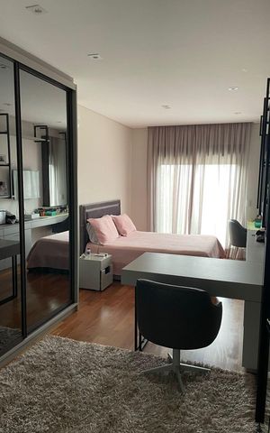 Casa de condomínio à venda com 650m², 4 quartos e 5 vagasQuarto