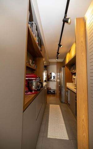 Apartamento para alugar com 81m², 2 quartos e 2 vagas Apartamento para alugar com 81m², 2 quartos e 2 vagasSala_cozinha Conjugada