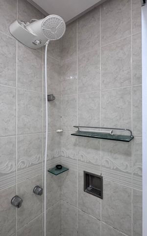 Apartamento à venda com 183m², 3 quartos e 2 vagas Apartamento à venda com 183m², 3 quartos e 2 vagasBanheiro Social