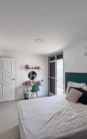Apartamento à venda com 183m², 3 quartos e 2 vagas Apartamento à venda com 183m², 3 quartos e 2 vagasSuíte 2