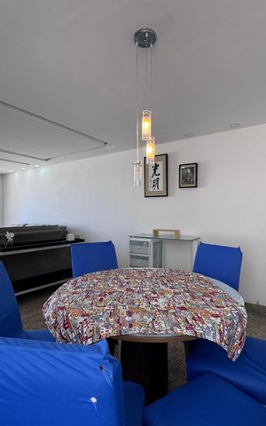 Apartamento à venda com 183m², 3 quartos e 2 vagas Apartamento à venda com 183m², 3 quartos e 2 vagasSala