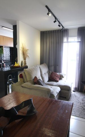 Apartamento à venda com 56m², 2 quartos e 2 vagasSala